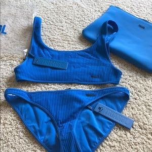 NEVER WORN TRIANGL ULTRALIGHT BIKINI
